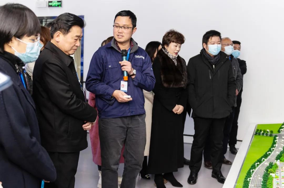 全國、省、市人大代表赴中部產業基地開展會前集中視察工作 全國、省、市人大代表赴中部產業基地開展會前集中視察工作