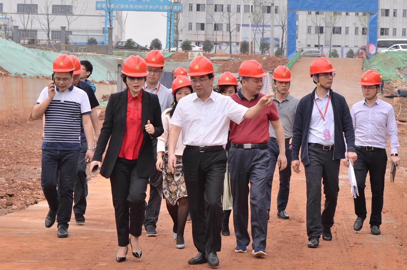 寧鄉市委書記周輝赴中偉新材料寧鄉基地項目調研 寧鄉市委書記周輝赴中偉新材料寧鄉基地項目調研