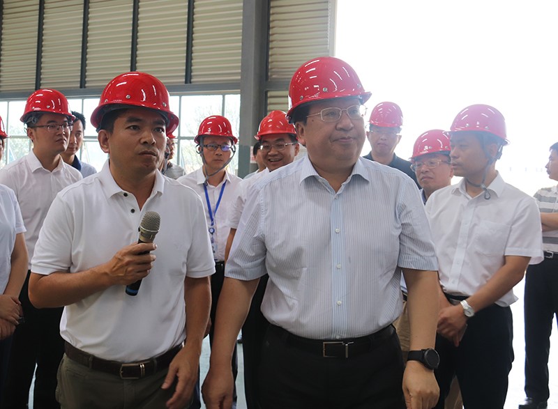 湖南省常務副省長陳向群調(diào)研中偉新能源(中國)總部產(chǎn)業(yè)基地 湖南省常務副省長陳向群調(diào)研中偉新能源(中國)總部產(chǎn)業(yè)基地