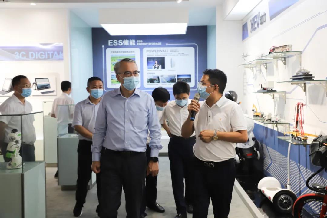 貴州省副省長蔡朝林一行調研西部產業基地 貴州省副省長蔡朝林一行調研西部產業基地