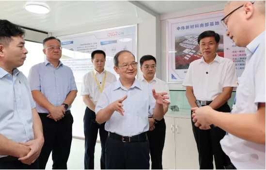 大力發(fā)展 大有可為丨廣西壯族自治區(qū)黨委書記鹿心社調(diào)研中偉南部產(chǎn)業(yè)基地 大力發(fā)展 大有可為丨廣西壯族自治區(qū)黨委書記鹿心社調(diào)研中偉南部產(chǎn)業(yè)基地