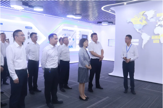 湖南財信金融控股集團調(diào)研中部產(chǎn)業(yè)基地 湖南財信金融控股集團調(diào)研中部產(chǎn)業(yè)基地