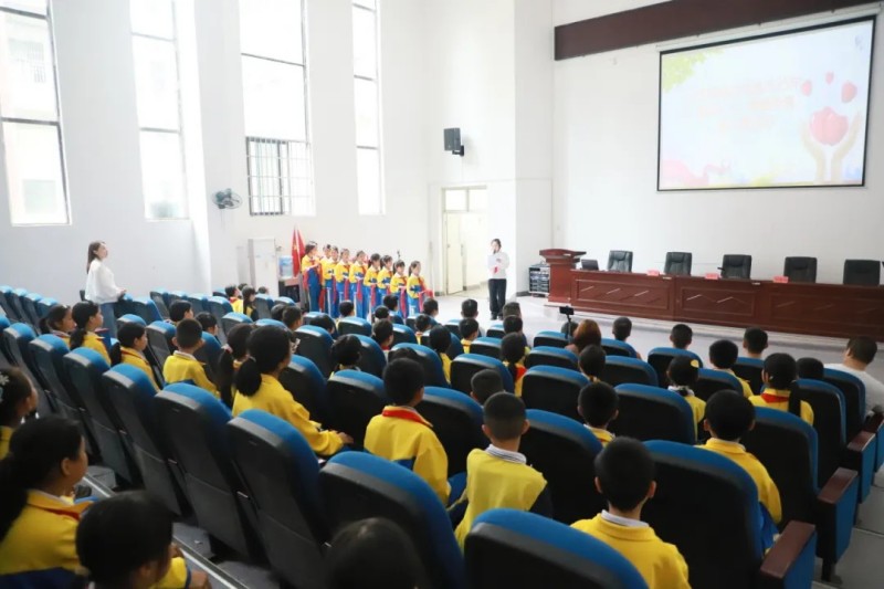 春暉心行·微愛傳遞|中偉銅仁、開陽產(chǎn)業(yè)基地開展愛心助學(xué)活動(dòng)