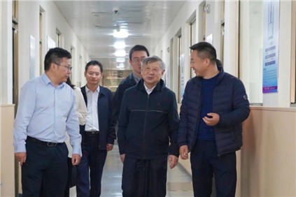 多位院士考察中偉共探產業技術攻關 多位院士考察中偉共探產業技術攻關