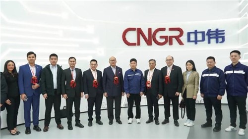 印尼投資和下游工業(yè)部部長Rosan Perkasa Roeslani考察中偉 印尼投資和下游工業(yè)部部長Rosan Perkasa Roeslani考察中偉