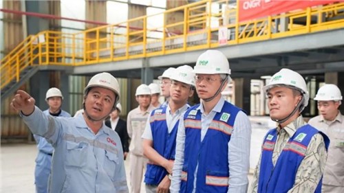 中國駐印尼大使王魯彤考察中偉印尼莫羅瓦利產業基地 中國駐印尼大使王魯彤考察中偉印尼莫羅瓦利產業基地